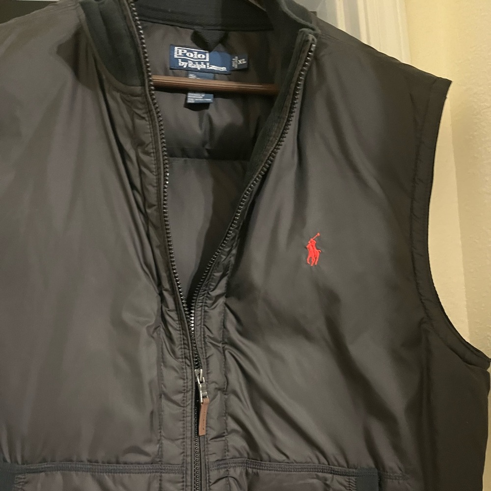 Polo Puff Vest. Size XL black